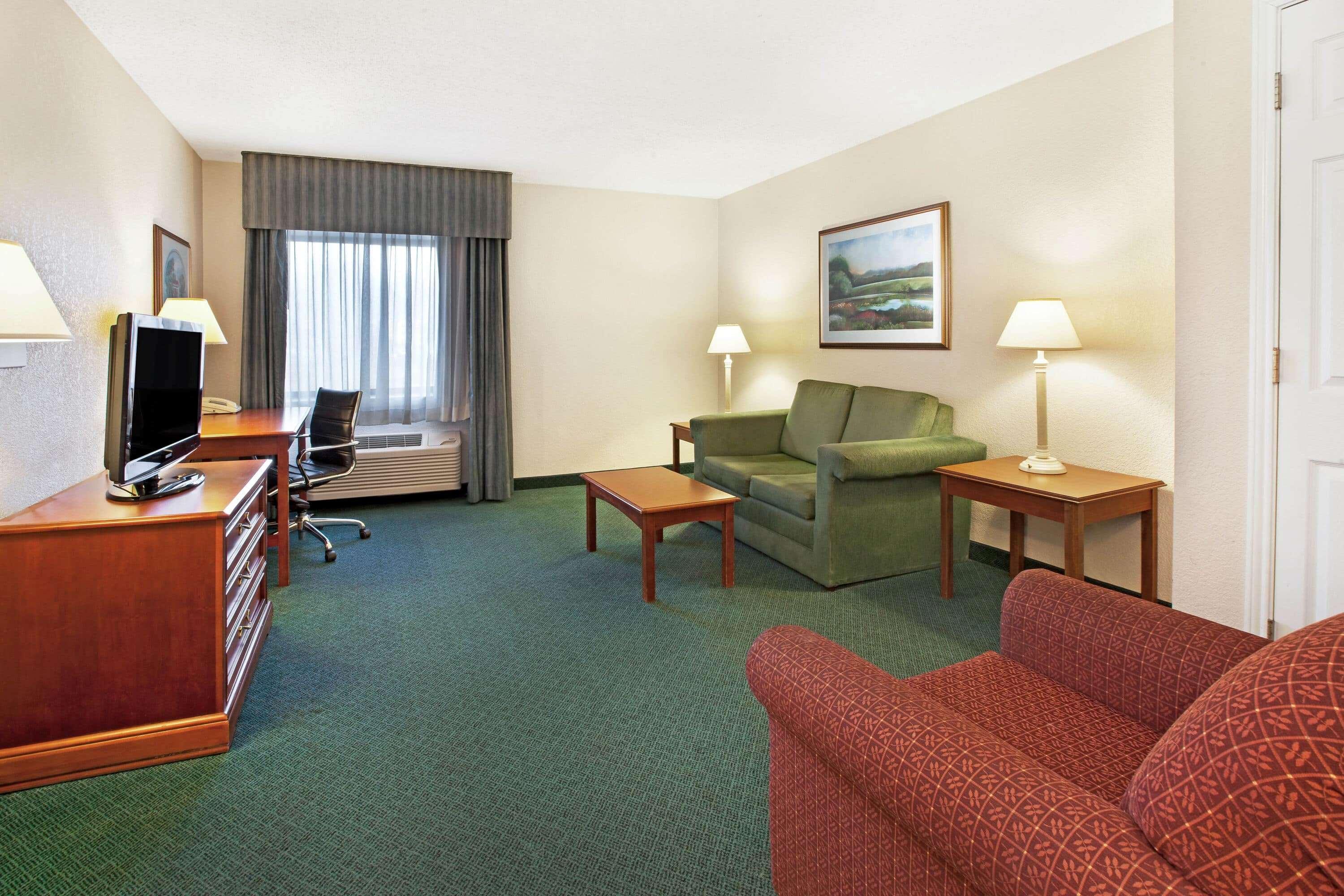 La Quinta Inn By Wyndham Detroit Canton Exterior photo